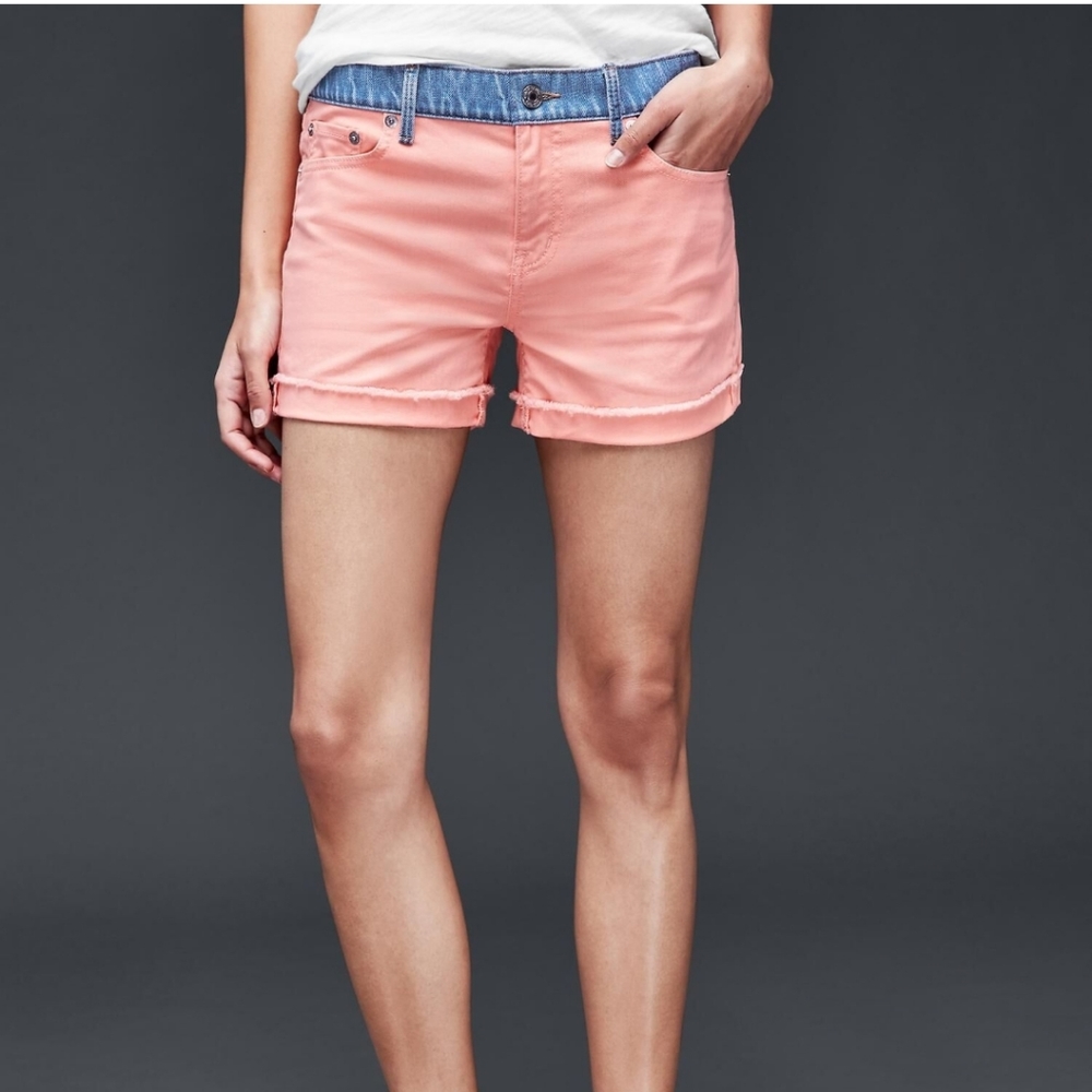 NWT Gap Shorts with Contrast Waist